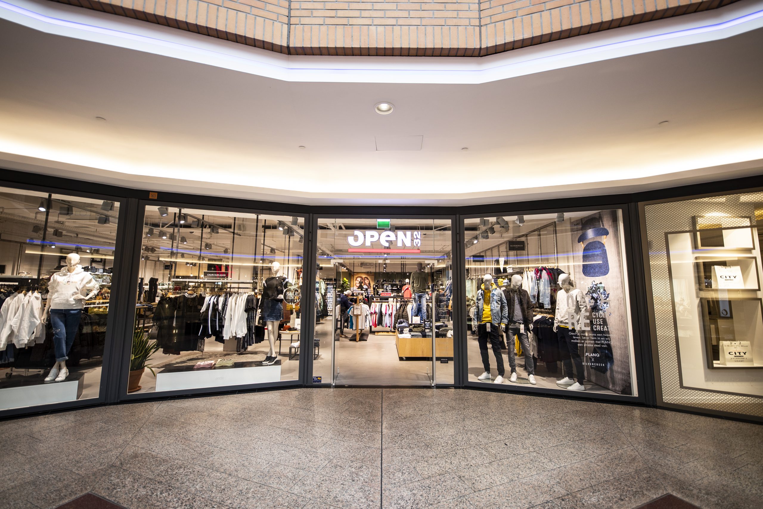 Open32 OPEN32 Eindhoven Heuvel - Bedrijfsinformatiegids NL